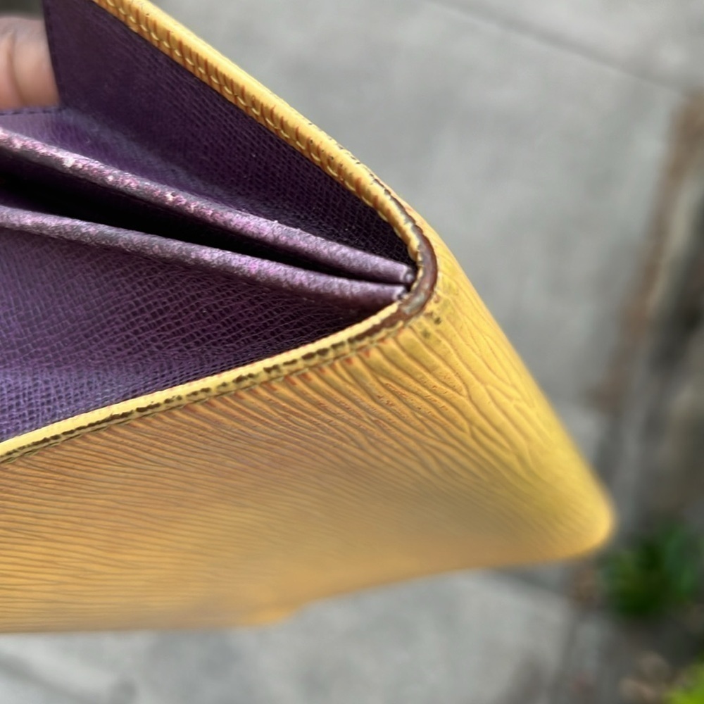 Authentic Louis Vuitton Epi Sarah yellow wallet with Purple interior - Picture 11 of 14